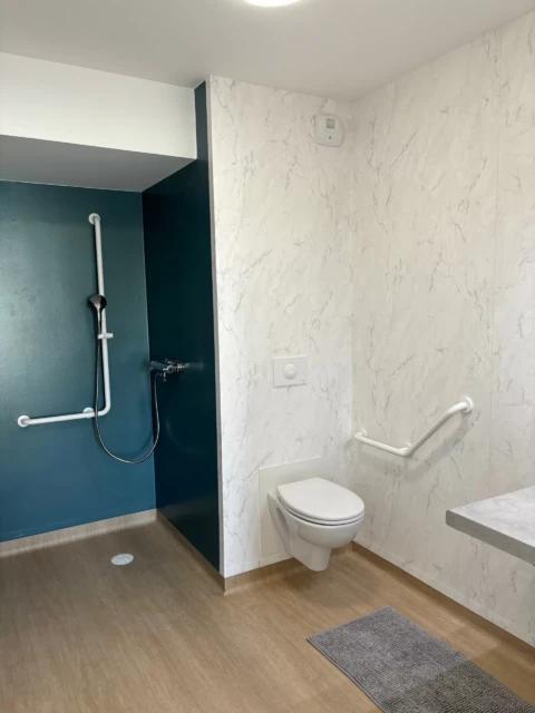 Espace de vie commune sécurisé pour résidents